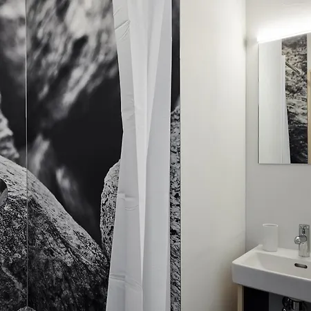 Medelina מלון Curaglia