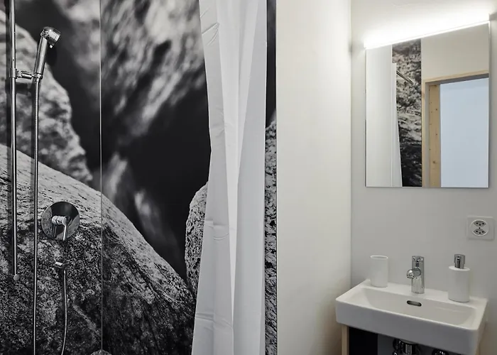 Medelina 酒店 Curaglia